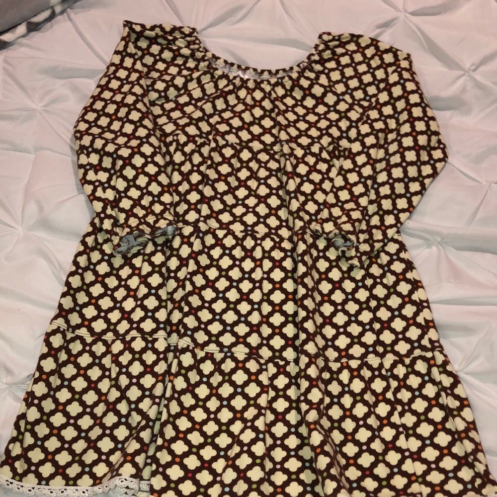 Girls dress